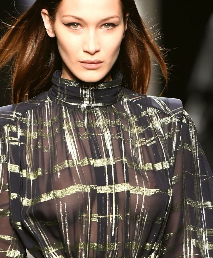 Bella Hadid seethrough jan