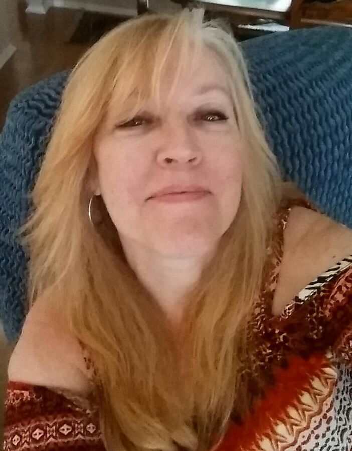 COLD SHOULDER TOPS ON MATURE WOMEN