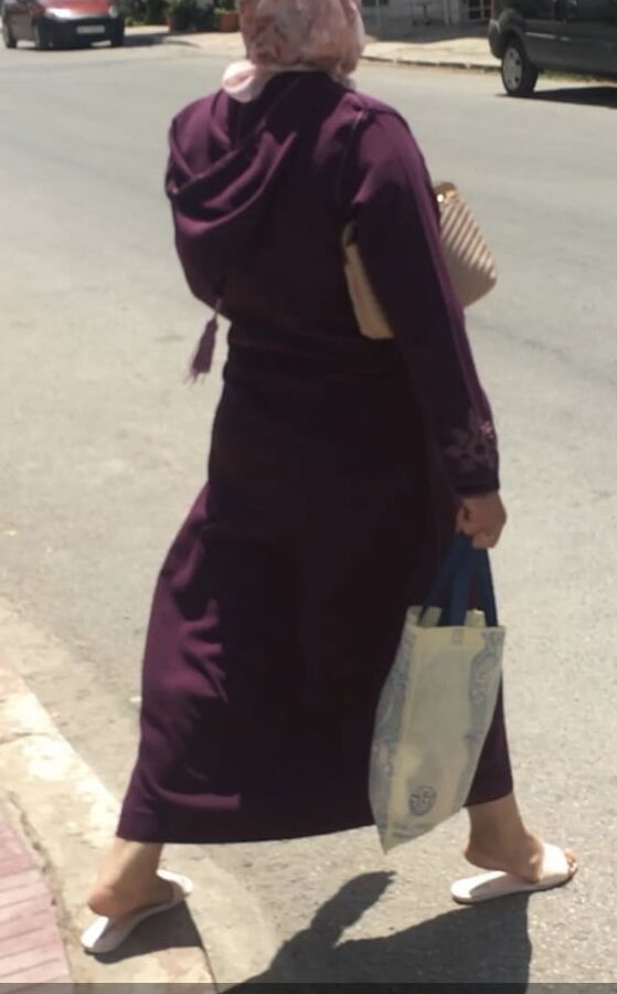 Arab hot wifes
