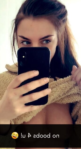 That&;s what she posted (Selfie in English)