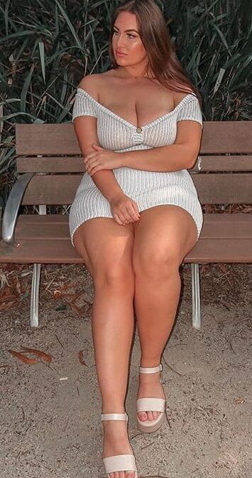 Gorgeous Curvy Ladies