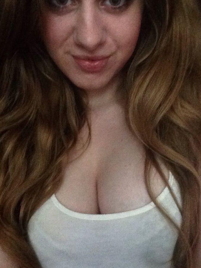 OwlBerta selfie