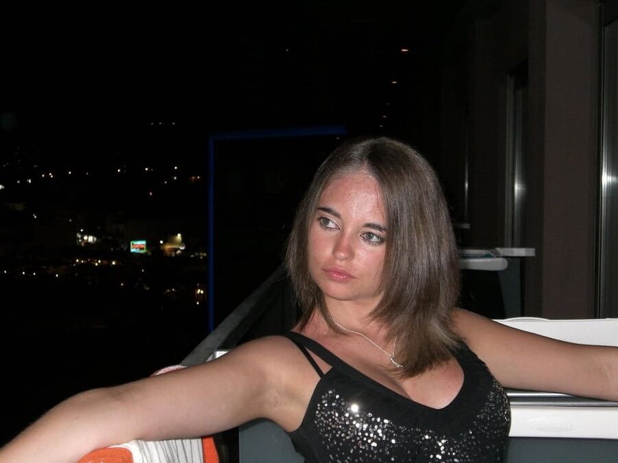 Holly MK