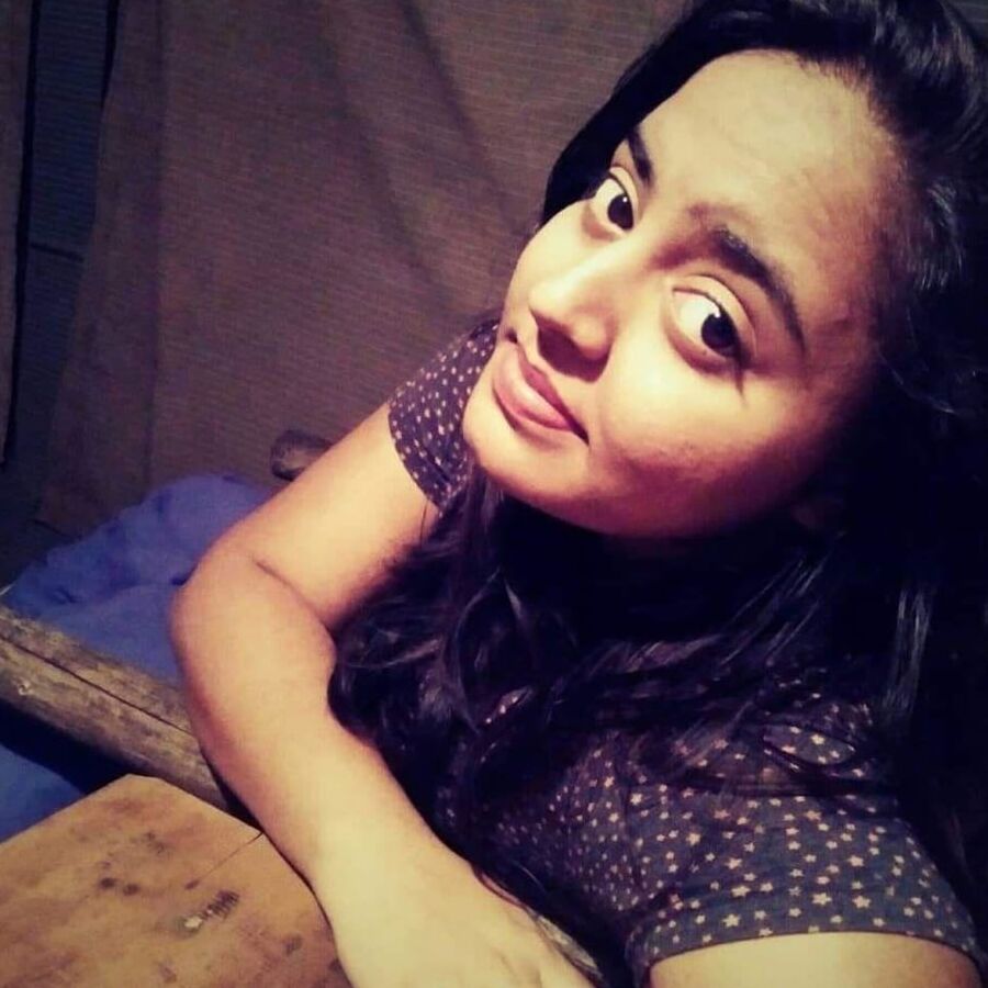 Modern look in sexy didi neha