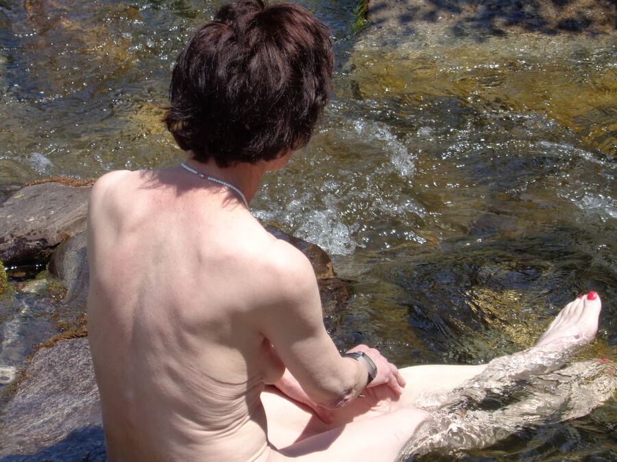 BY THE RIVER IN MOUNTAIN