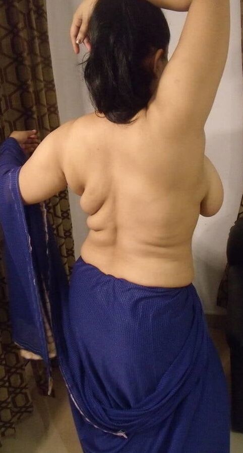 HOT BIG BOOBSWALI BHABHI