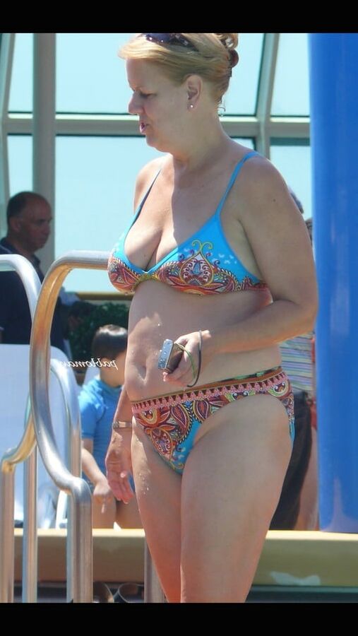 Mature bikini