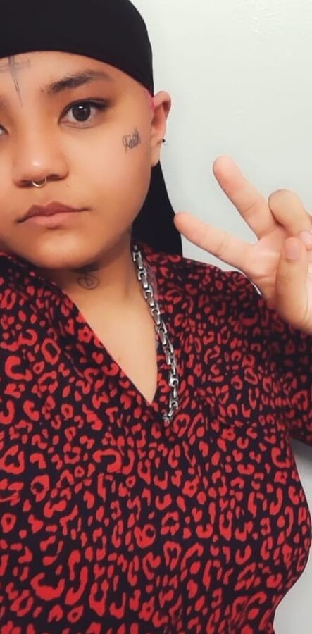 Love and suck my tits