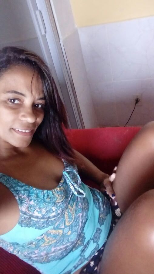 MILF Gloria