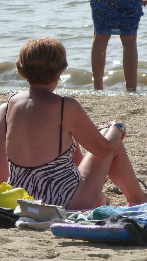 Mature bikini