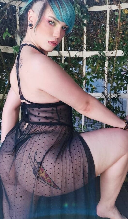 lovia sexy