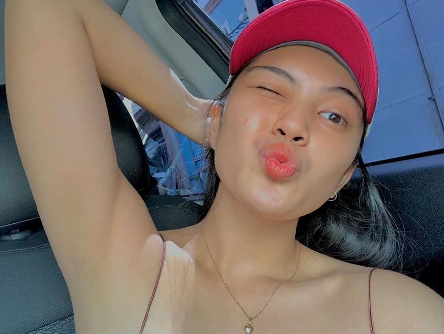Armpits I Want to Lick