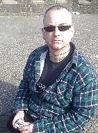 big jeff looking for some puss