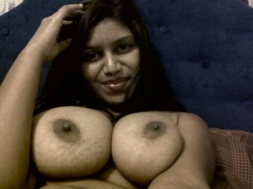 Indian slut Geetha exposed