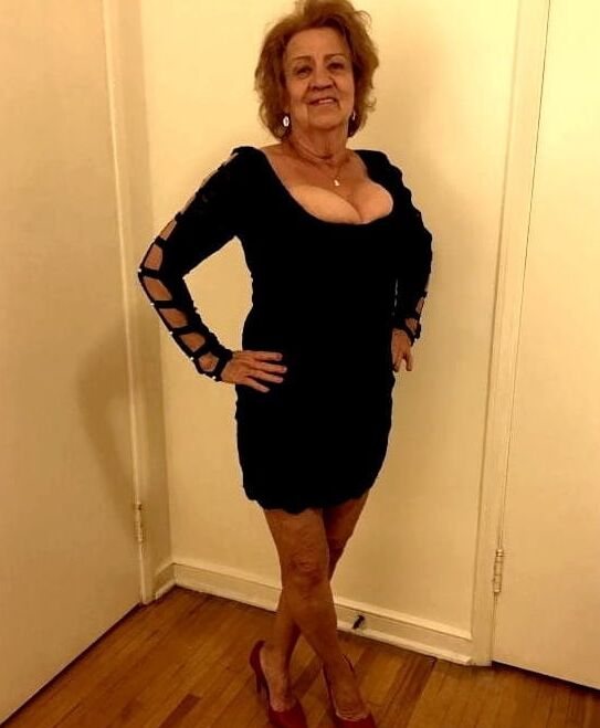 Clothed Granny - Big Boobs