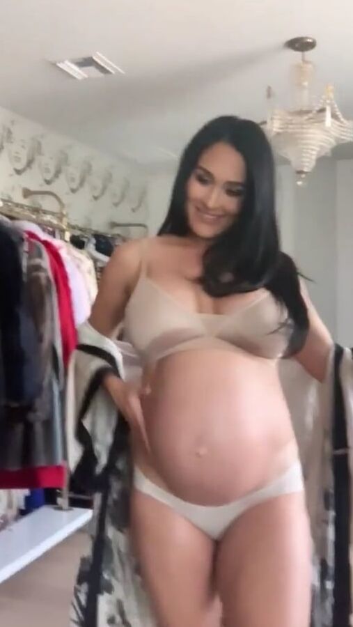 Nikki Bella