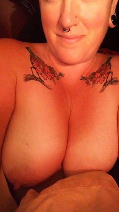 They just loving expose her slut wifes