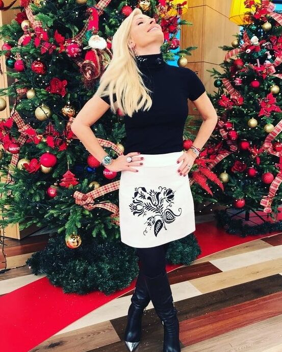 Greek Celebrities Wearing Boots