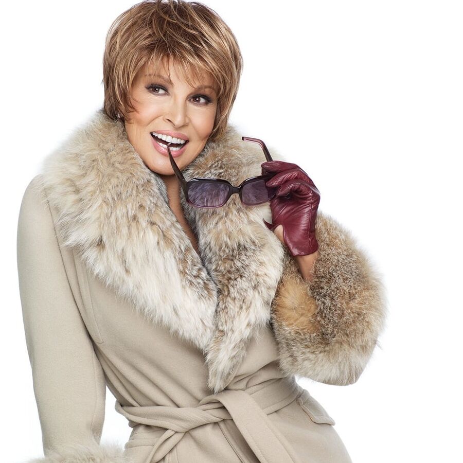 Female Celebrity - Raquel Welch