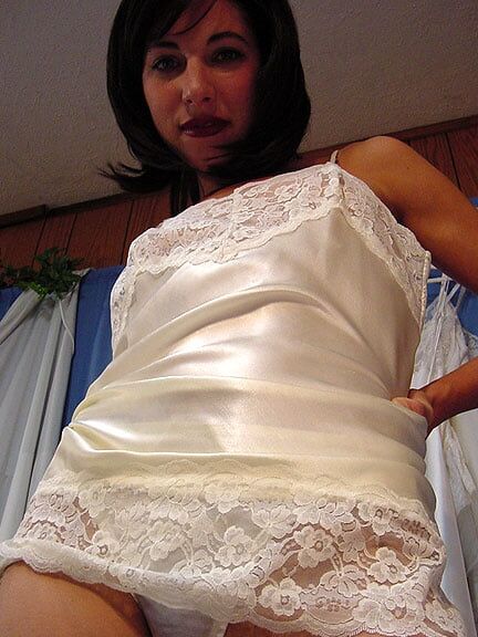Ve luv Ginger Satin milf