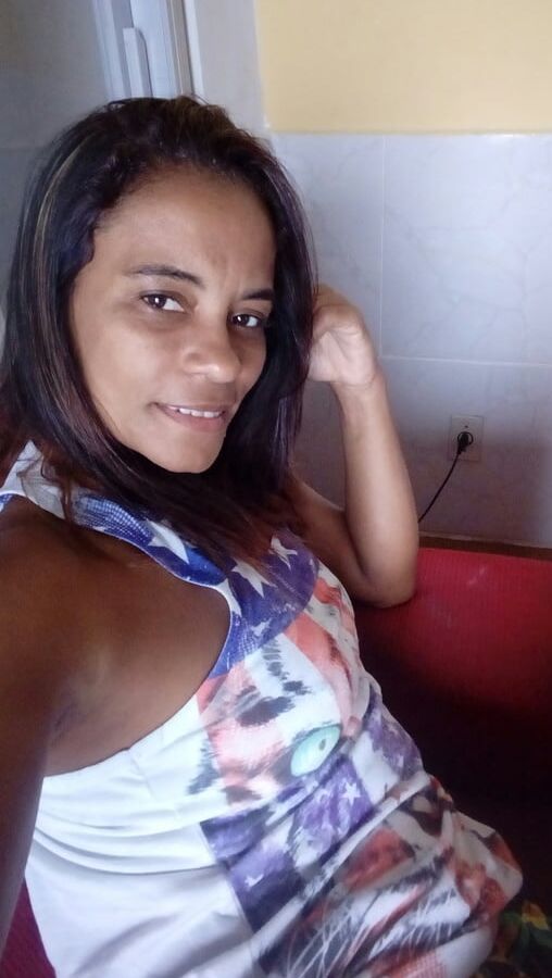 MILF Gloria