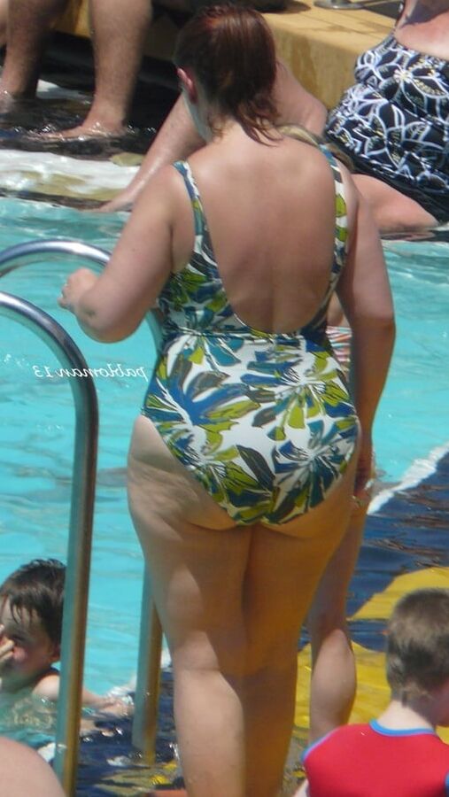 Mature bikini