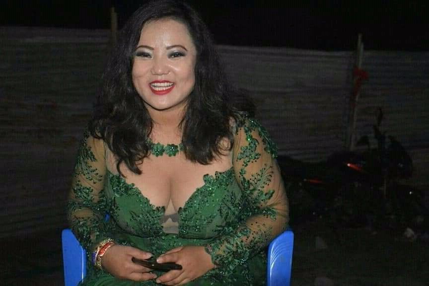 NEPALI HORNY SINGER HOT PIXS