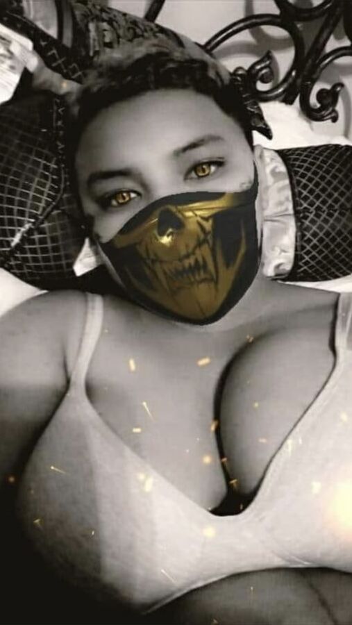 Love and suck my tits