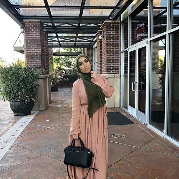 hijab sexy hoe!