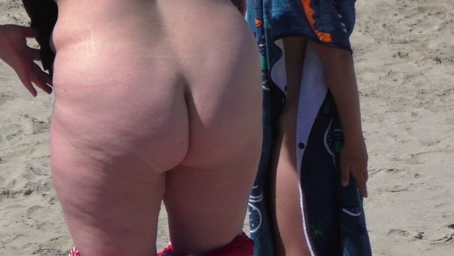 milf show sexy ass