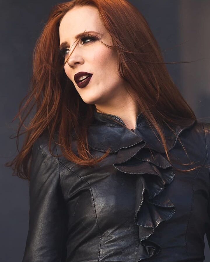 Simone simons