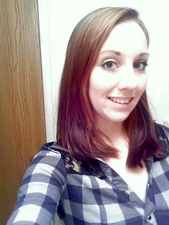 Exposed Topeka, KS webslut Cassandra spread and ready