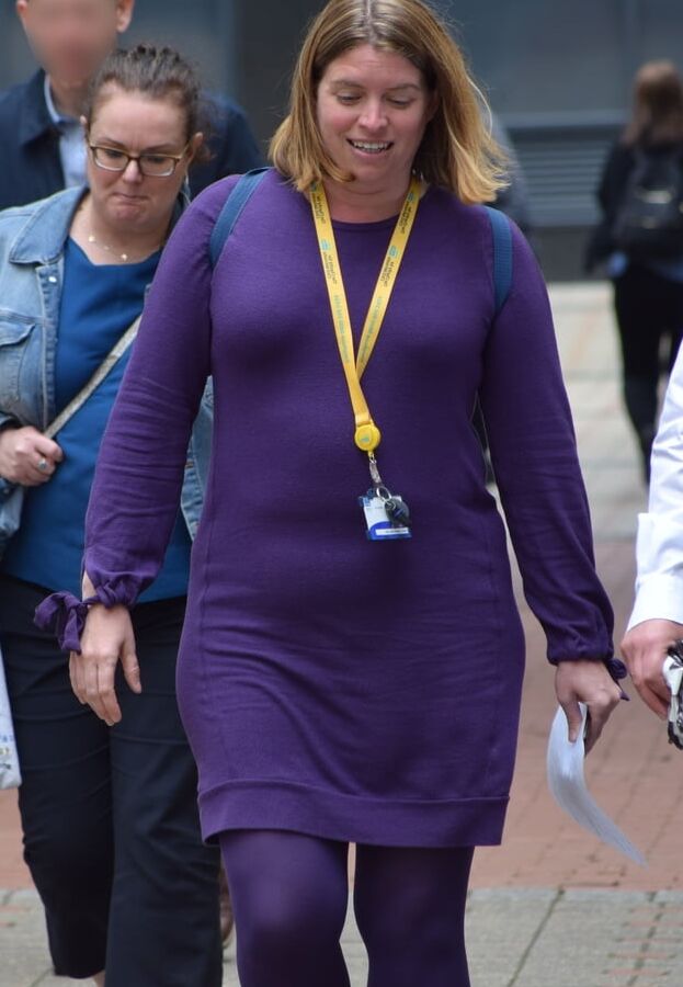 Street Pantyhose - Clueless BritCunt on the Street
