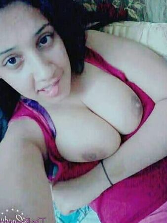 Cute girl Sristi nude pics set