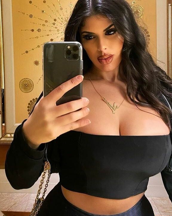 BBW - TITS TO XPLORE
