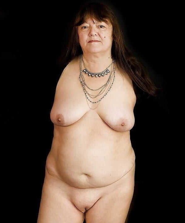 mature no nude