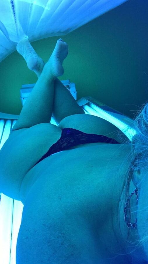 Matures &amp; Milfs