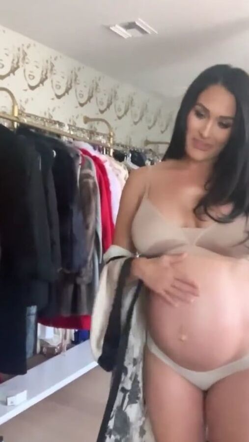 Nikki Bella