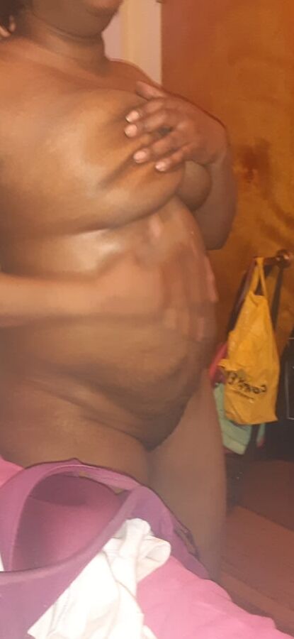 DIAMOND MOORE BLACK ASS TOO SEXXXY