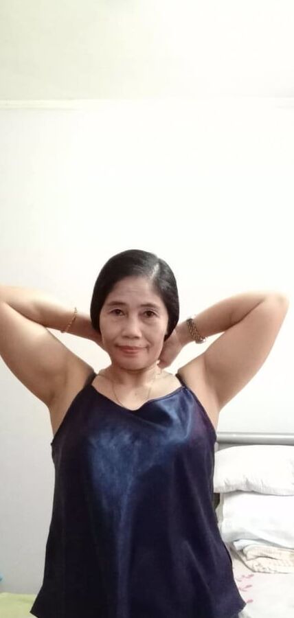 Asian Lady sexy Armpits
