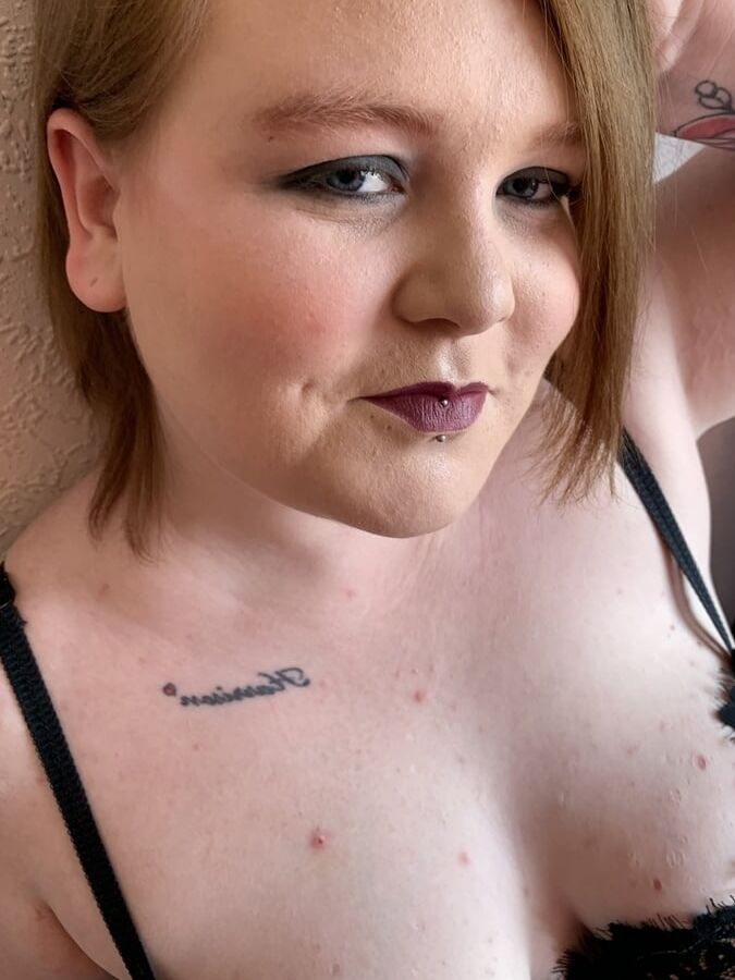 Sexy as fuck Fat Slut