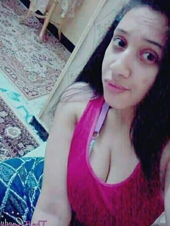 Cute girl Sristi nude pics set