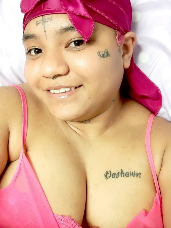 Love and suck my tits
