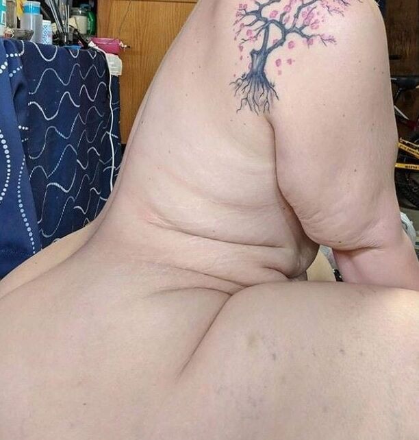 BBW, BIG HIPS, EBONY, GRANNY, MATURE BIG BOOTY