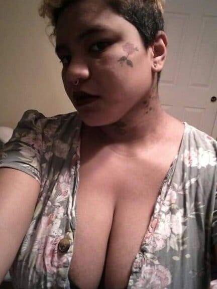 Love and suck my tits