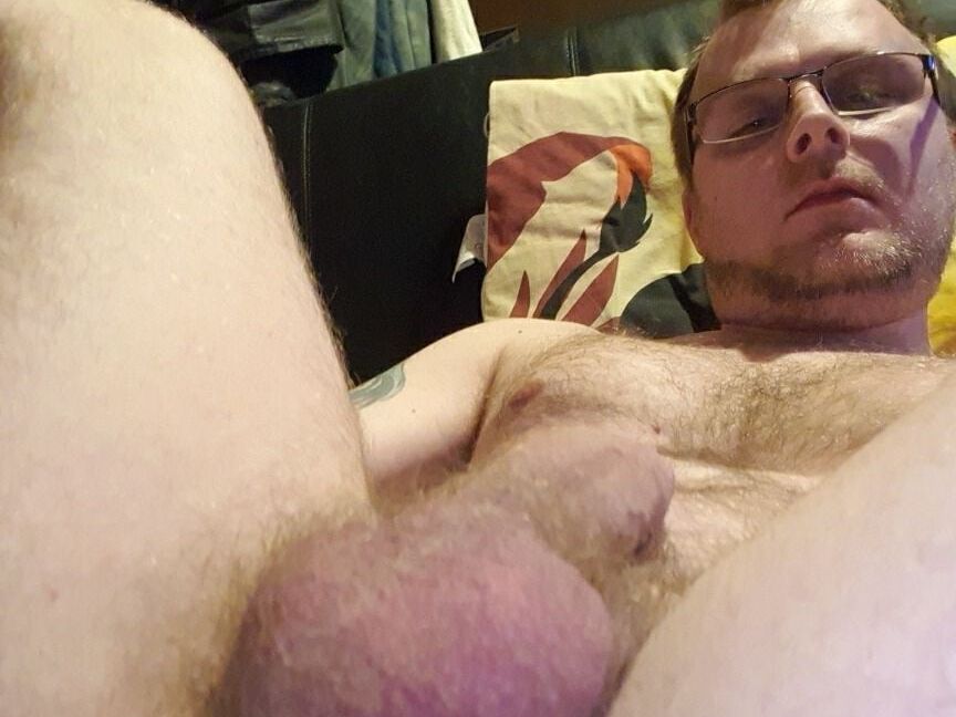 Faggot boy M H - Splashdown kik