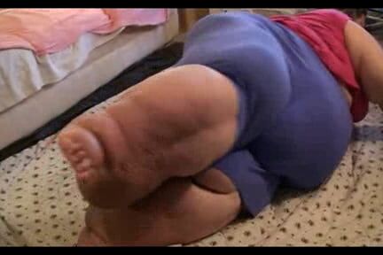 Huge SSBBW stretching