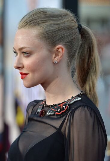 Amanda Seyfried hot pics