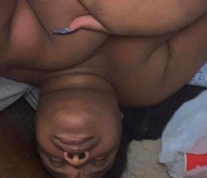 American single Mum in Threesome anal sex
