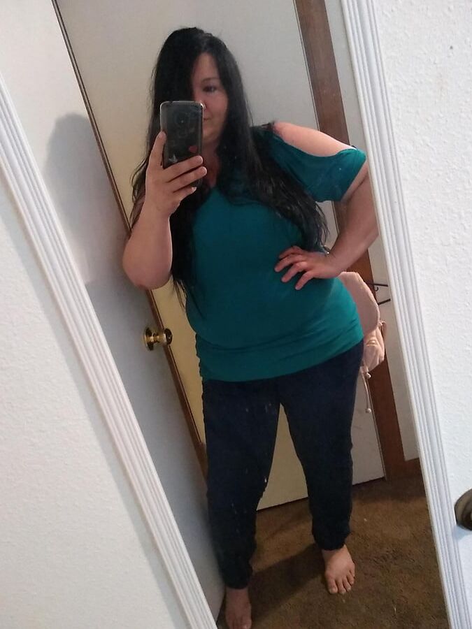 COLD SHOULDER TOPS ON MATURE WOMEN